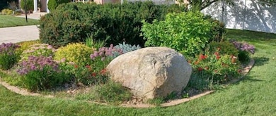 9130 Hidden Meadow Rd, Woodbury, MN 55125 - photo 5