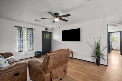 6556 County Road 168, Alvin, TX 77511 - photo 5