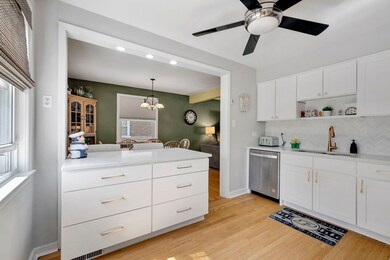 1353 Portsmouth Ave, Westchester, IL 60154 - photo 7