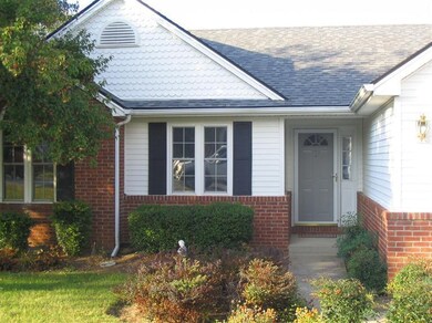 105 Medinah Ct, Frankfort, KY 40601 - photo 2