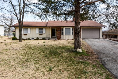 15 Sycamore Dr, Kimberling City, MO 65686 - photo 2