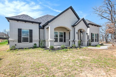 3037 Fossil Oaks Dr, Azle, TX 76020 - photo 2