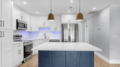 662 Yardarm Dr, Apollo Beach, FL 33572 - photo 6