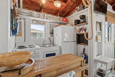 12-web-or-mls-503-shore-rd