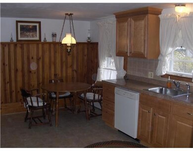 39 Cochran St, West Warwick, RI 02893 - photo 5