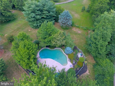 459 Krause Rd, Fleetwood, PA 19522 - photo 5