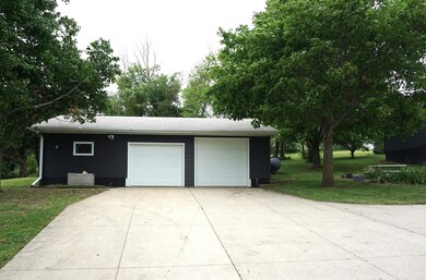 5050 Highway 14 E, Newton, IA 50208 - photo 4
