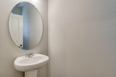 20504 SE Evian Ave, Bend, OR 97702 - photo 3