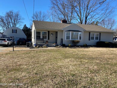 7912 Smyrna Pkwy, Louisville, KY 40228 - photo 3