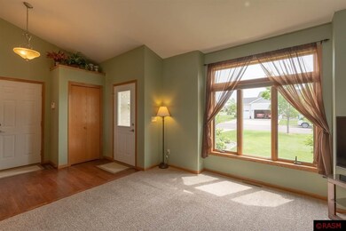 108 Maverick Dr, Mankato, MN 56001 - photo 6