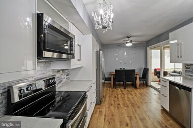 3902 Woodhaven Ln, Bowie, MD 20715 - photo 6