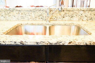 3147 Blue Barn Way, Fairfax, VA 22031 - photo 6