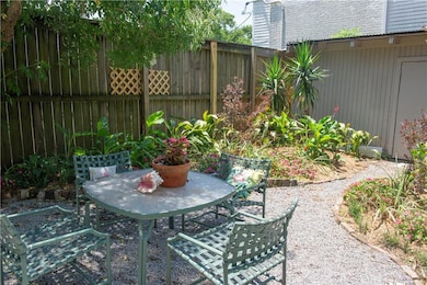 2 SHEDS FOR STORAGE AND DINING FOR ALL YOUR ENTERT