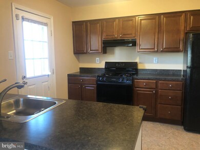 21 Tynemouth Ct, Trenton, NJ 08691 - photo 6