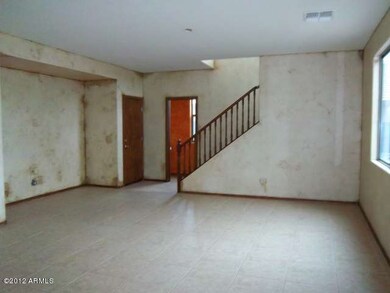 023-355115-Family Room