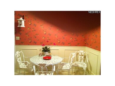 eat in kitchen