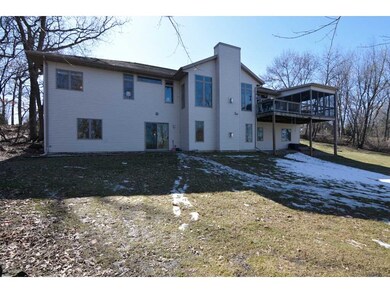 8213 N North Ct, Evansville, WI 53536 - photo 3