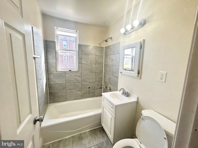 324 S Morris Ave unit B, Crum Lynne, PA 19022 - photo 4