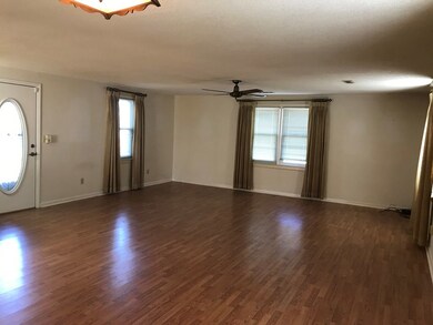 508 S Woolfork Ave, Donalsonville, GA 39845 - photo 6