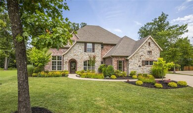 1484 Le Chesnay Dr, Centerton, AR 72719 - photo 2