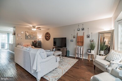 1805 Coventry Pointe Ln, Pottstown, PA 19465 - photo 5