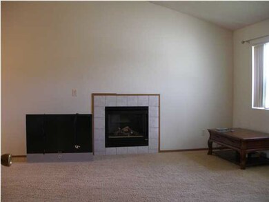 Fireplace is Gas just a switch turns it on......Pi