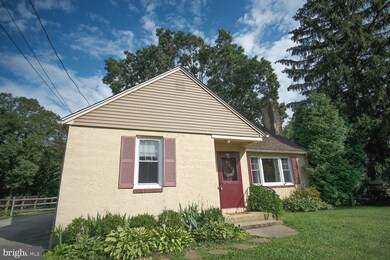 13 Vincent Rd, Phoenixville, PA 19460 - photo 2