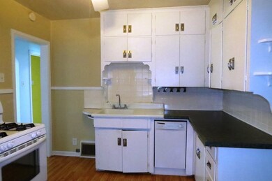 1813 Gibson St, Cedar Falls, IA 50613 - photo 7