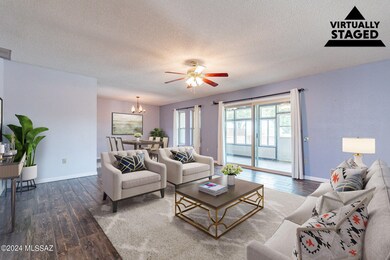 43-web-or-mls-Paseo-6(Living Room)_VS 1