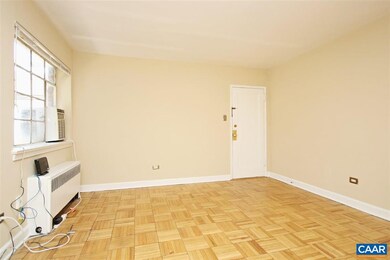 32 University Cir unit 105, Charlottesville, VA 22903 - photo 2