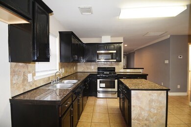 8915 Canton Park Ln, Houston, TX 77095 - photo 7