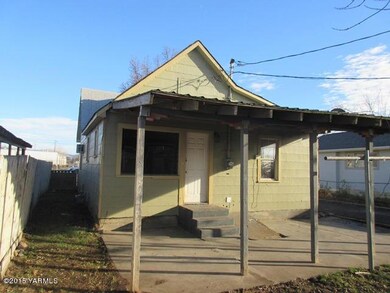 561-725205-back left