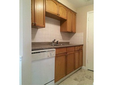 50 Carnation St unit B9, Pawtucket, RI 02860 - photo 6