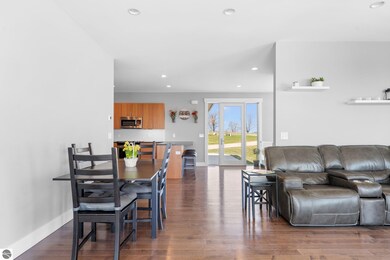 8399 Boca Vista Trail, Traverse City, MI 49684 - photo 4