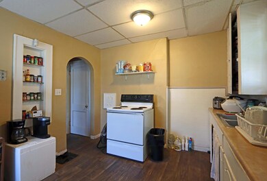 1239 Kitchen