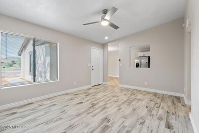1750 W Linden St-1