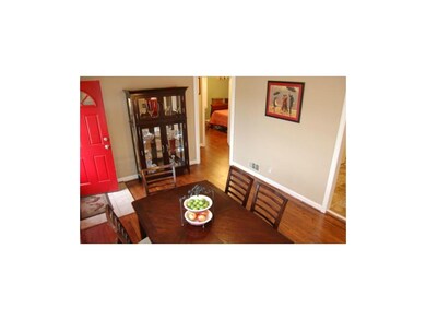 10524 W 62nd St, Shawnee, KS 66203 - photo 4