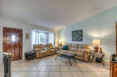 Living Room (1)-SMALL