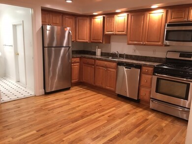 8 Verndale St unit G, Brookline, MA 02446 - photo 2