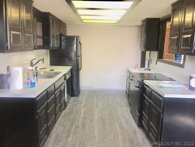 3004 E Memphis St, Broken Arrow, OK 74014 - photo 5