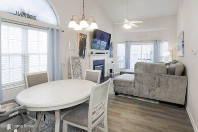 6958 Arbor Creek Dr unit 74, Louisville, KY 40228 - photo 4