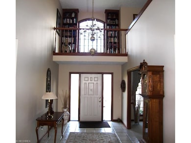 185 Dunbar Ct, Aurora, OH 44202 - photo 2