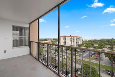 Manors of Inverrary unit 902, Lauderhill, FL 33319 - photo 4