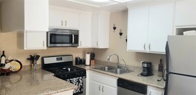 9903 Cedar St unit 5, Bellflower, CA 90706 - photo 3