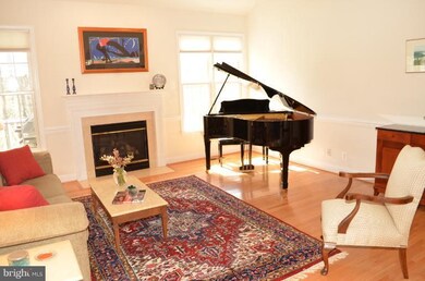 6818 Crofton Colony Ct, Crofton, MD 21114 - photo 6