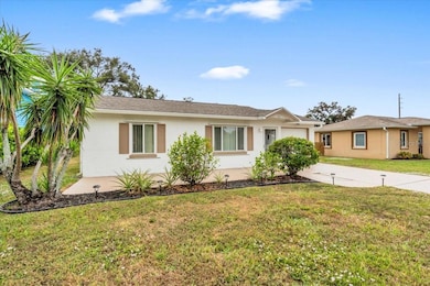 724 Myrtle Ave, Venice, FL 34285 - photo 3