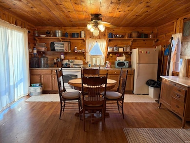 11684 Indiana 450, Shoals, IN 47581 - photo 2