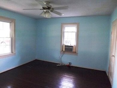 106 Holloway St, Ethridge, TN 38456 - photo 7