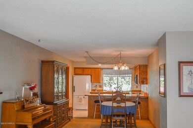 Dining Room & Kitchen
