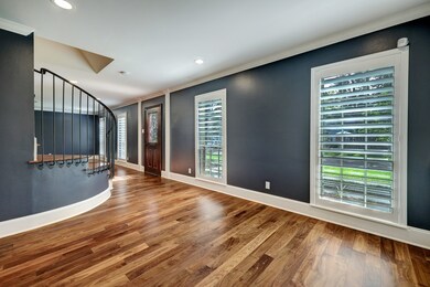 835 Glenchester Dr, Houston, TX 77079 - photo 6